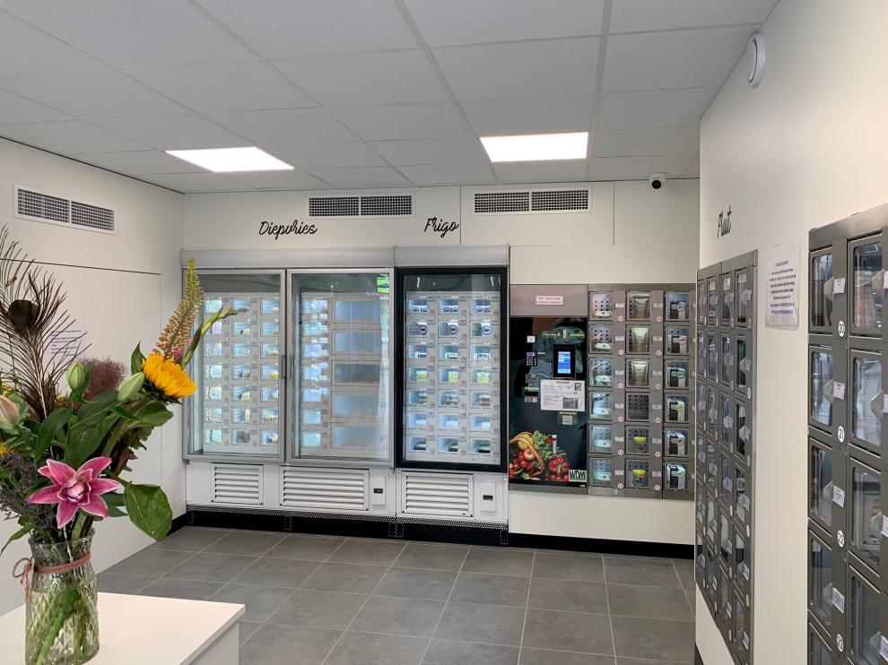 Distributeur automatique r&eacute;frig&eacute;r&eacute;s, non-r&eacute;frig&eacute;r&eacute;s et cong&eacute;lateurs